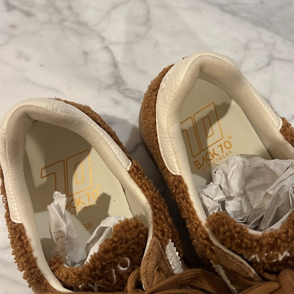 BRAND NEW Back 70 ‘Teddy Sneaker’ - Picture 11 of 14